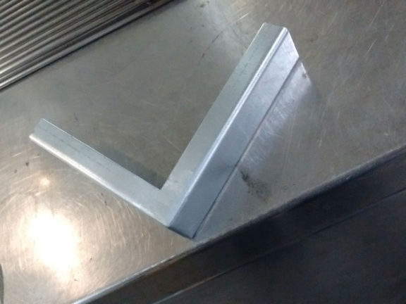 équerres acier alsace