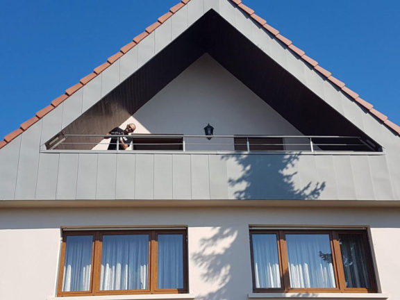 façade inox sur mesure