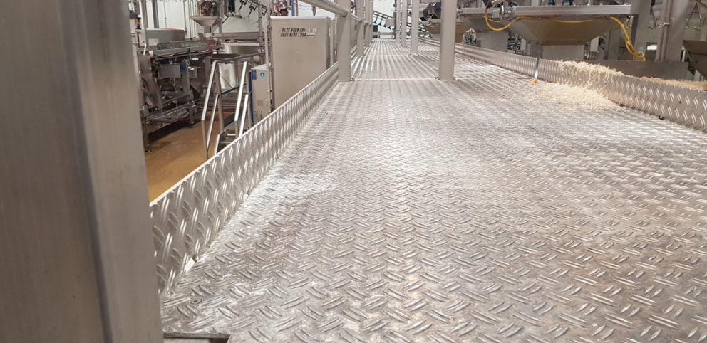 tolerie industrielle - passerelle volaille