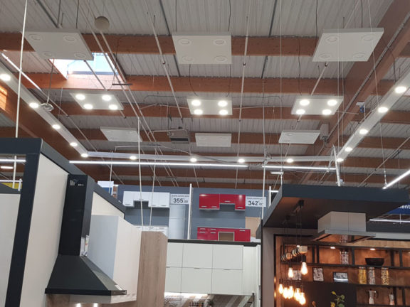 tolerie luminaire grande distribution