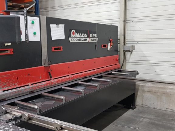 machine tolerie - cisaille amada - 01